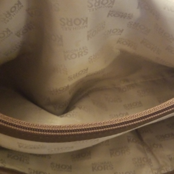 Michael Kors medium satchel - Picture 8 of 8